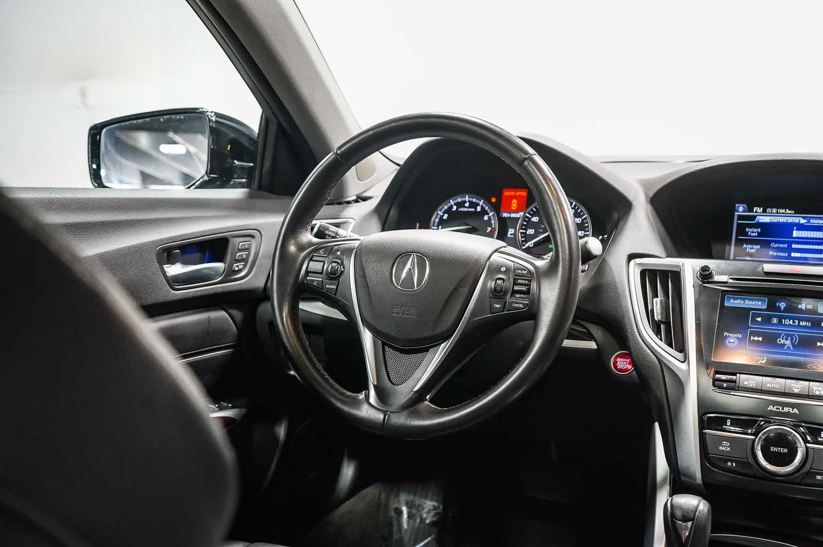 Thumbnail: 2015 Acura TLX - 18