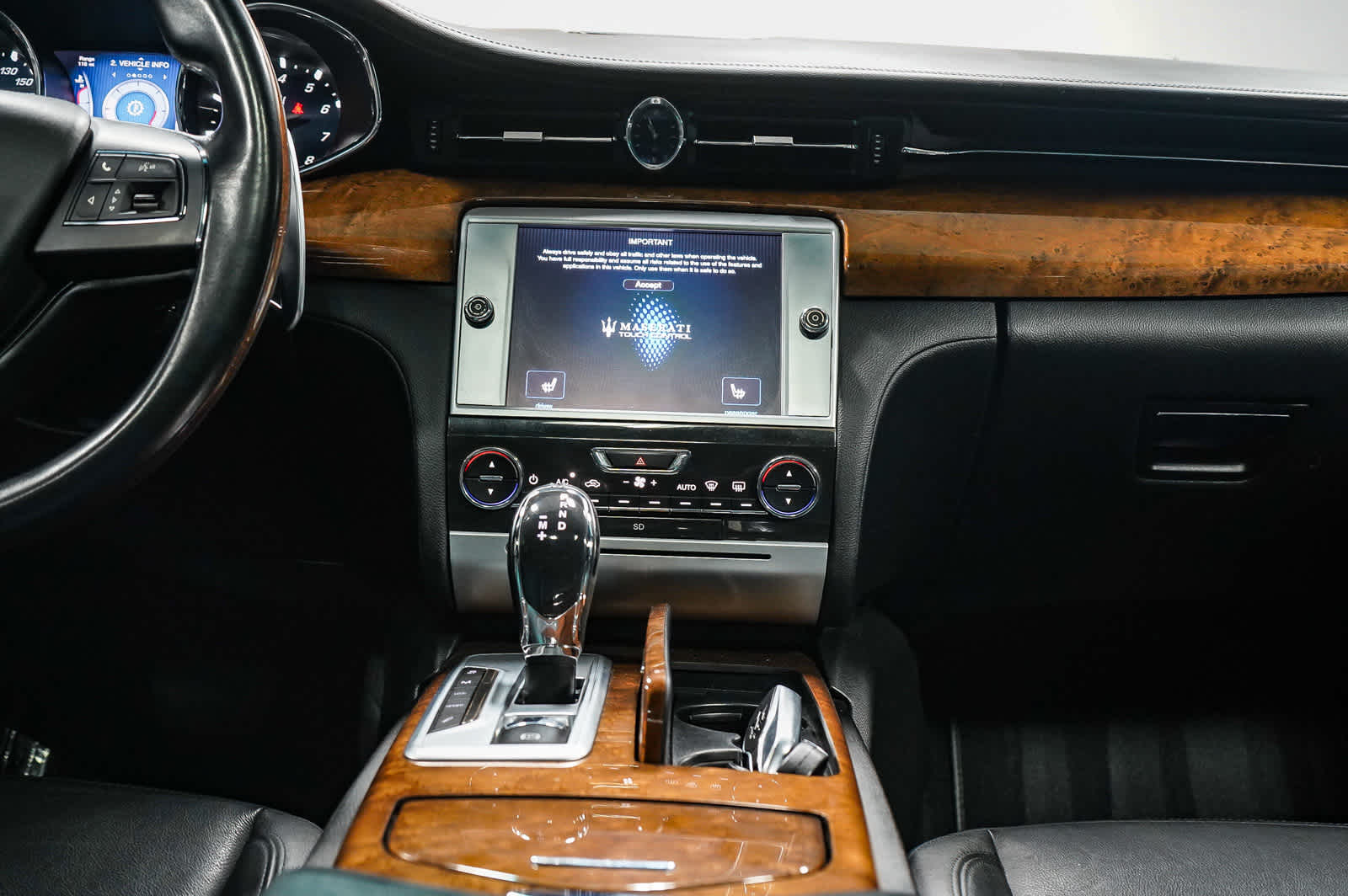 Thumbnail: 2014 Maserati Quattroporte - 9
