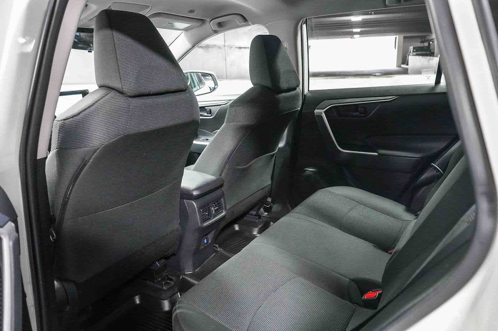 Thumbnail: 2024 Toyota RAV4 - 20