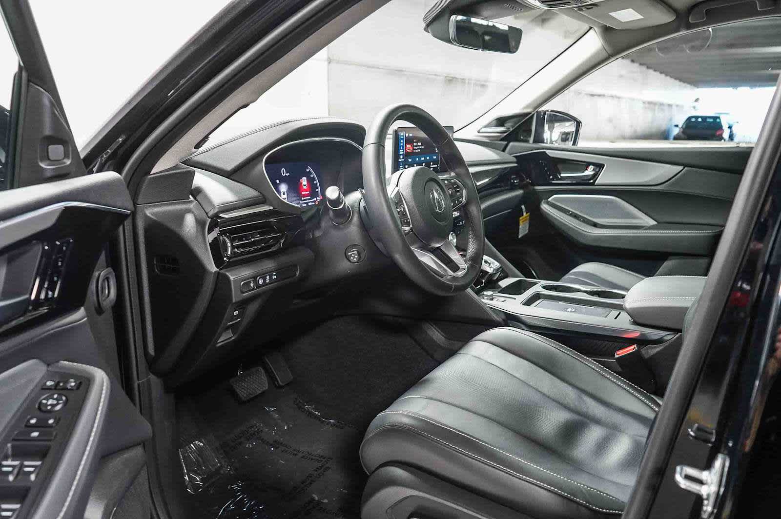 Thumbnail: 2025 Acura MDX - 17