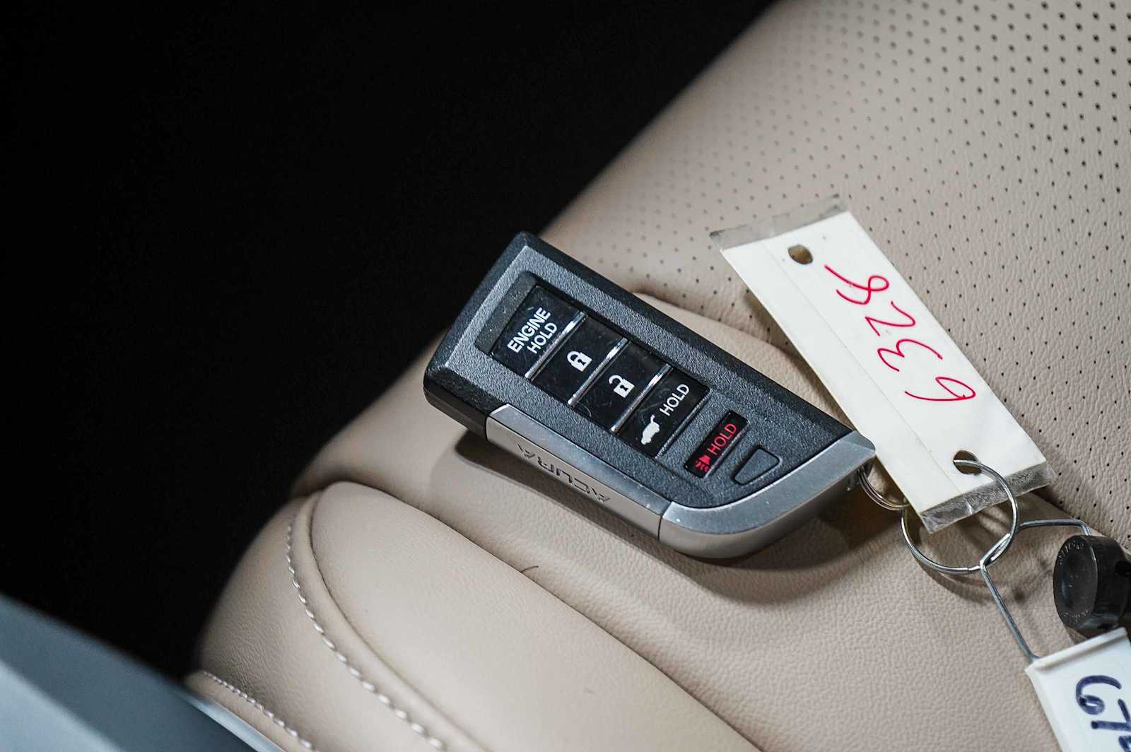 Thumbnail: 2025 Acura MDX - 29