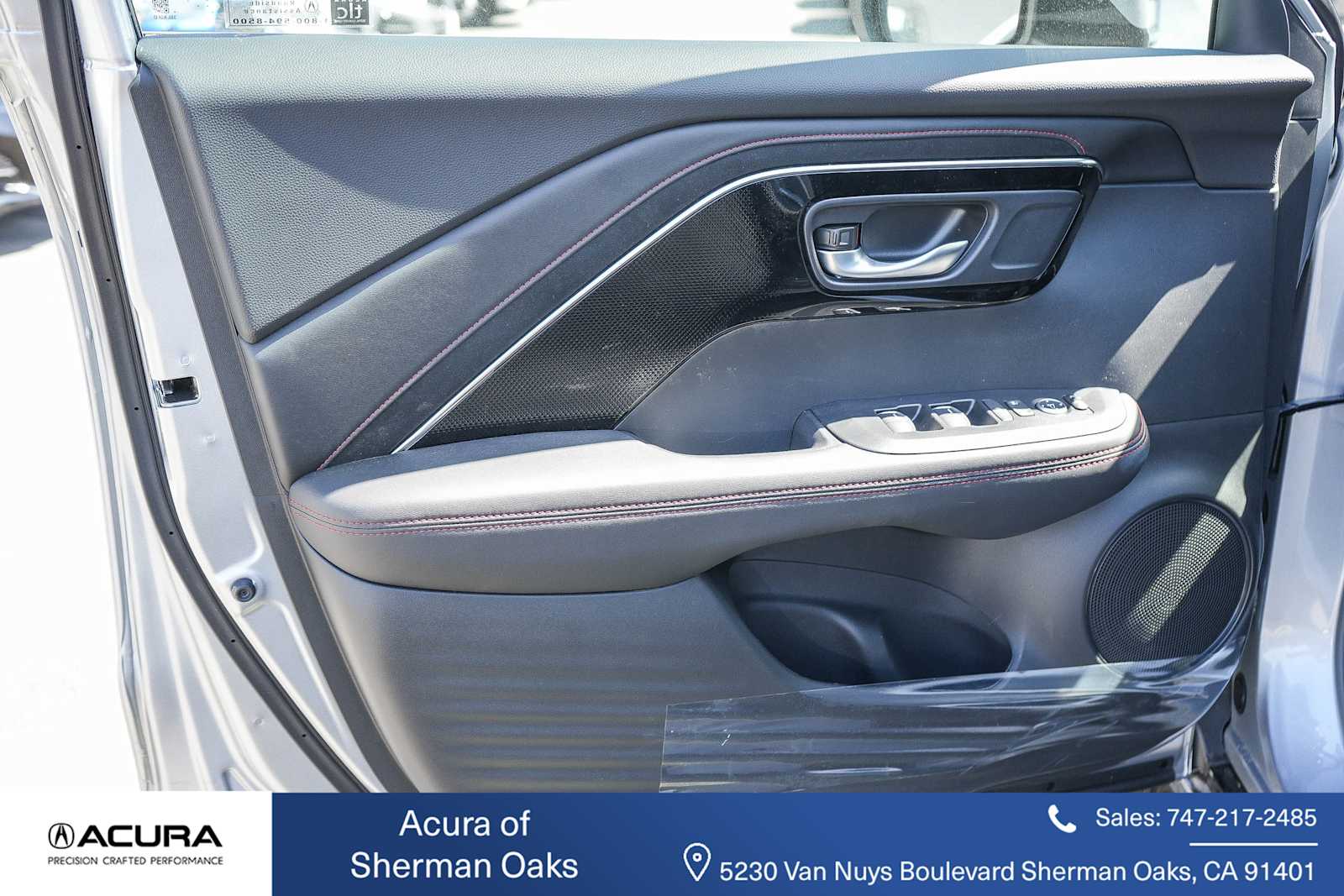 Thumbnail: 2025 Acura ADX - 30