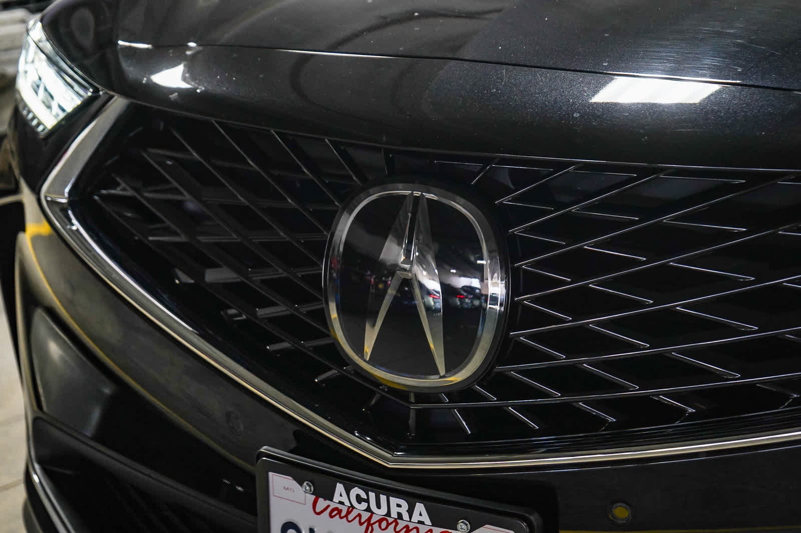 2025 Acura MDX SH-AWD Technology Package photo 4