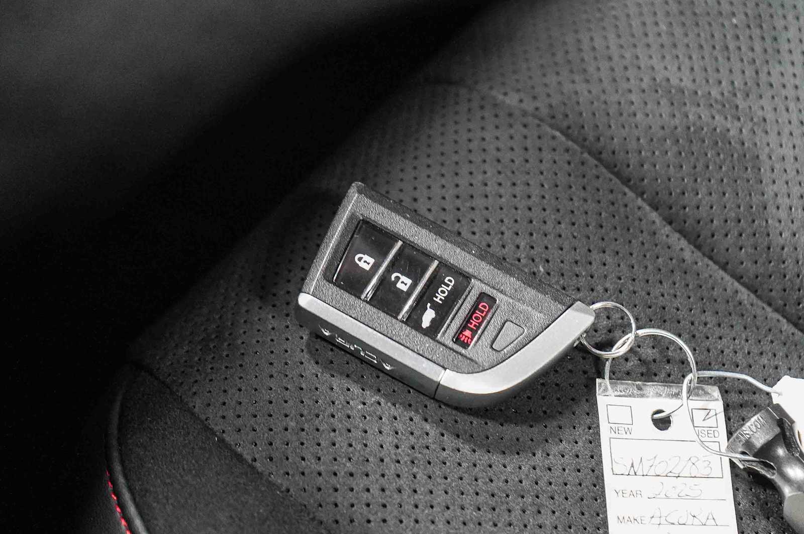 Thumbnail: 2025 Acura ADX - 32