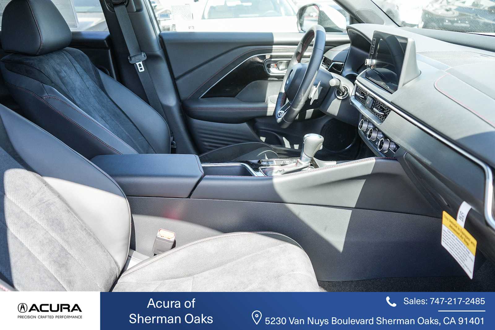 Thumbnail: 2025 Acura ADX - 26