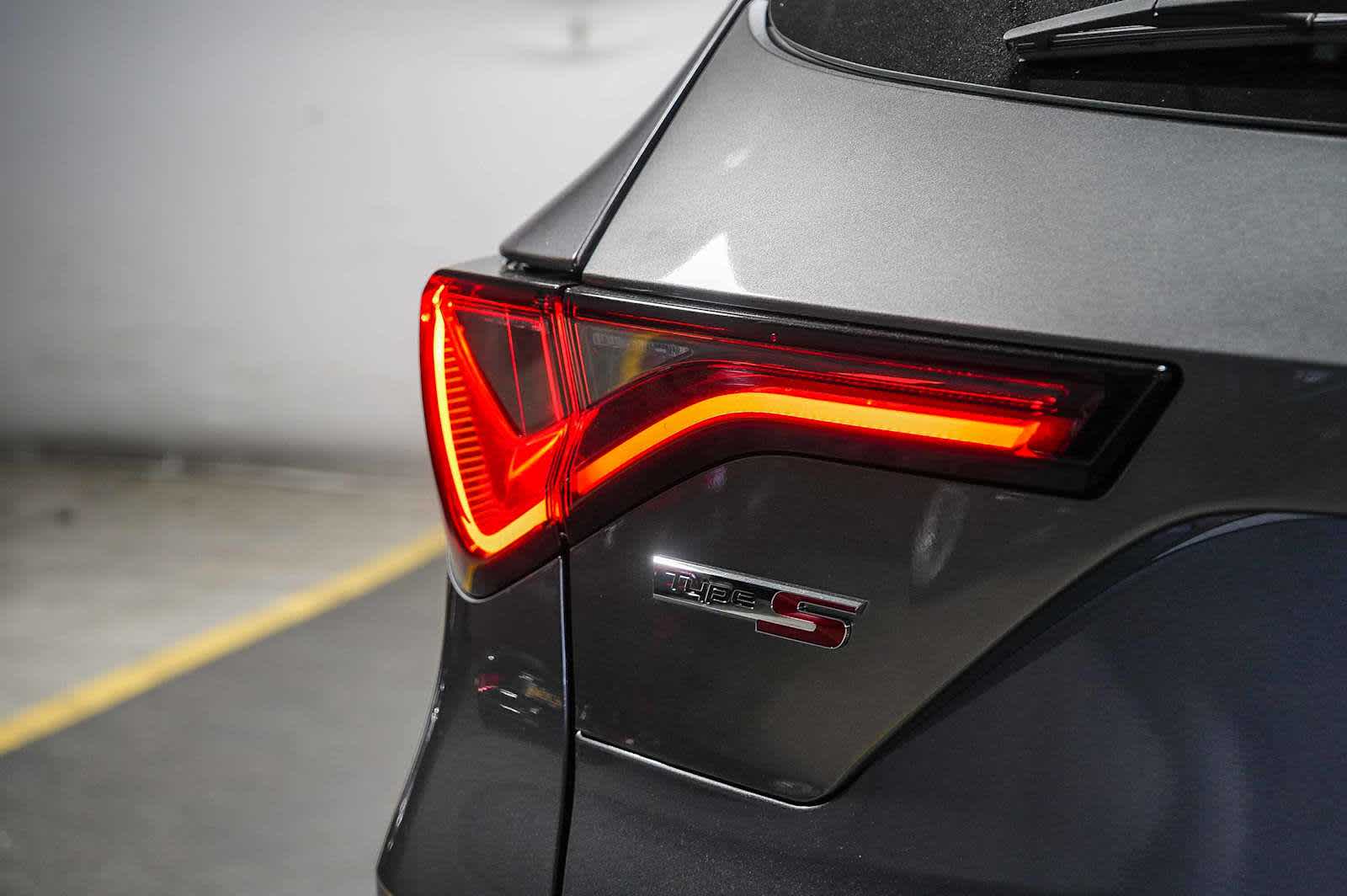 Thumbnail: 2025 Acura MDX - 13