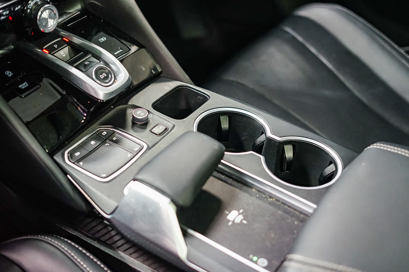 Thumbnail: 2023 Acura MDX - 29