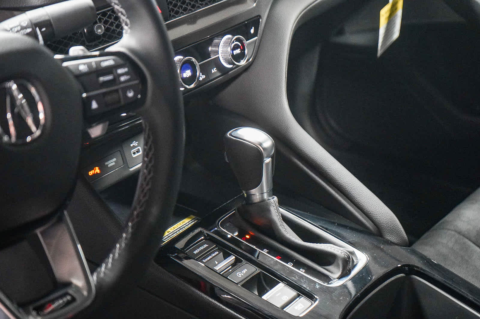 Thumbnail: 2025 Acura Integra - 26