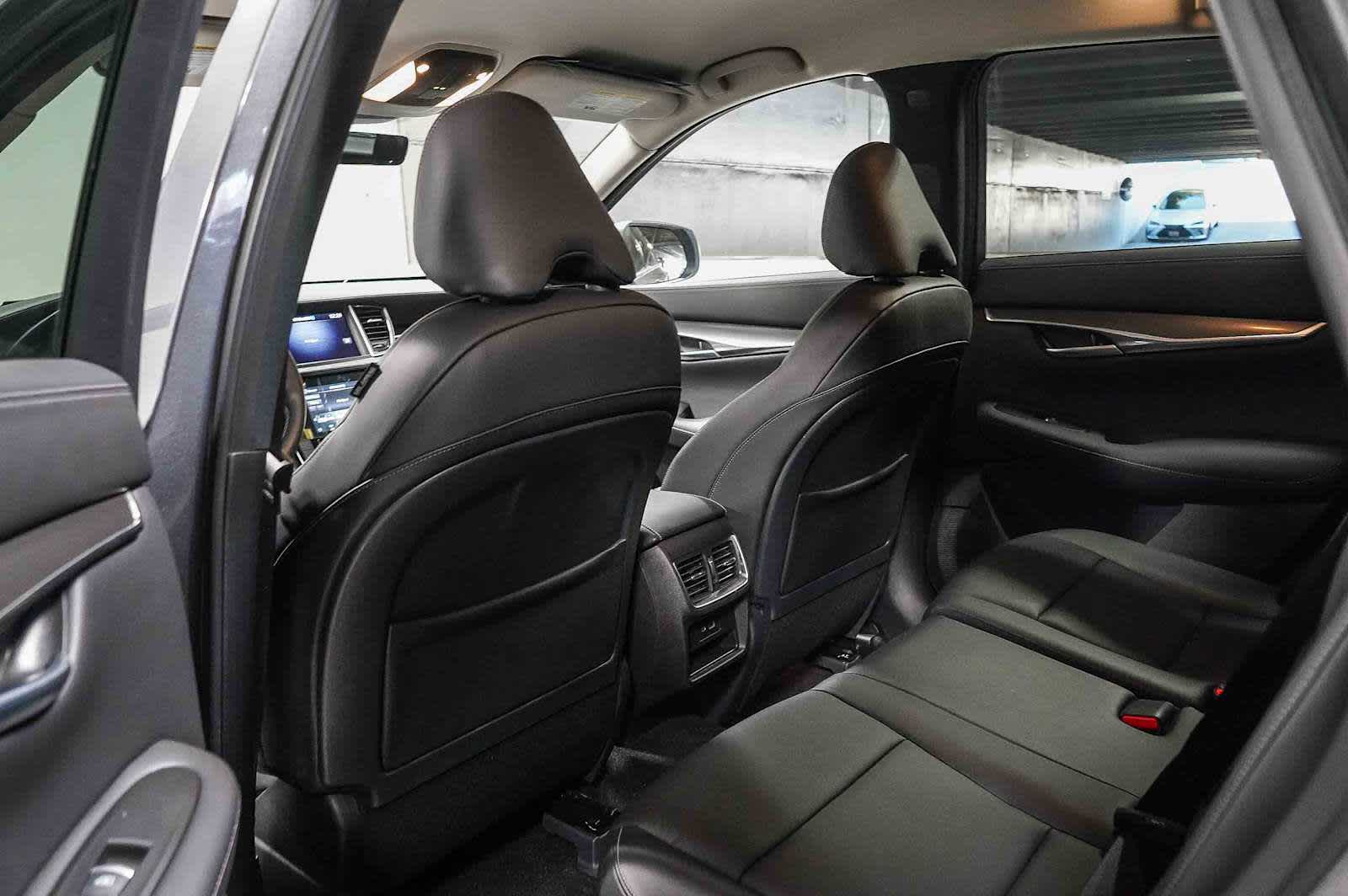 Thumbnail: 2025 INFINITI QX50 - 20