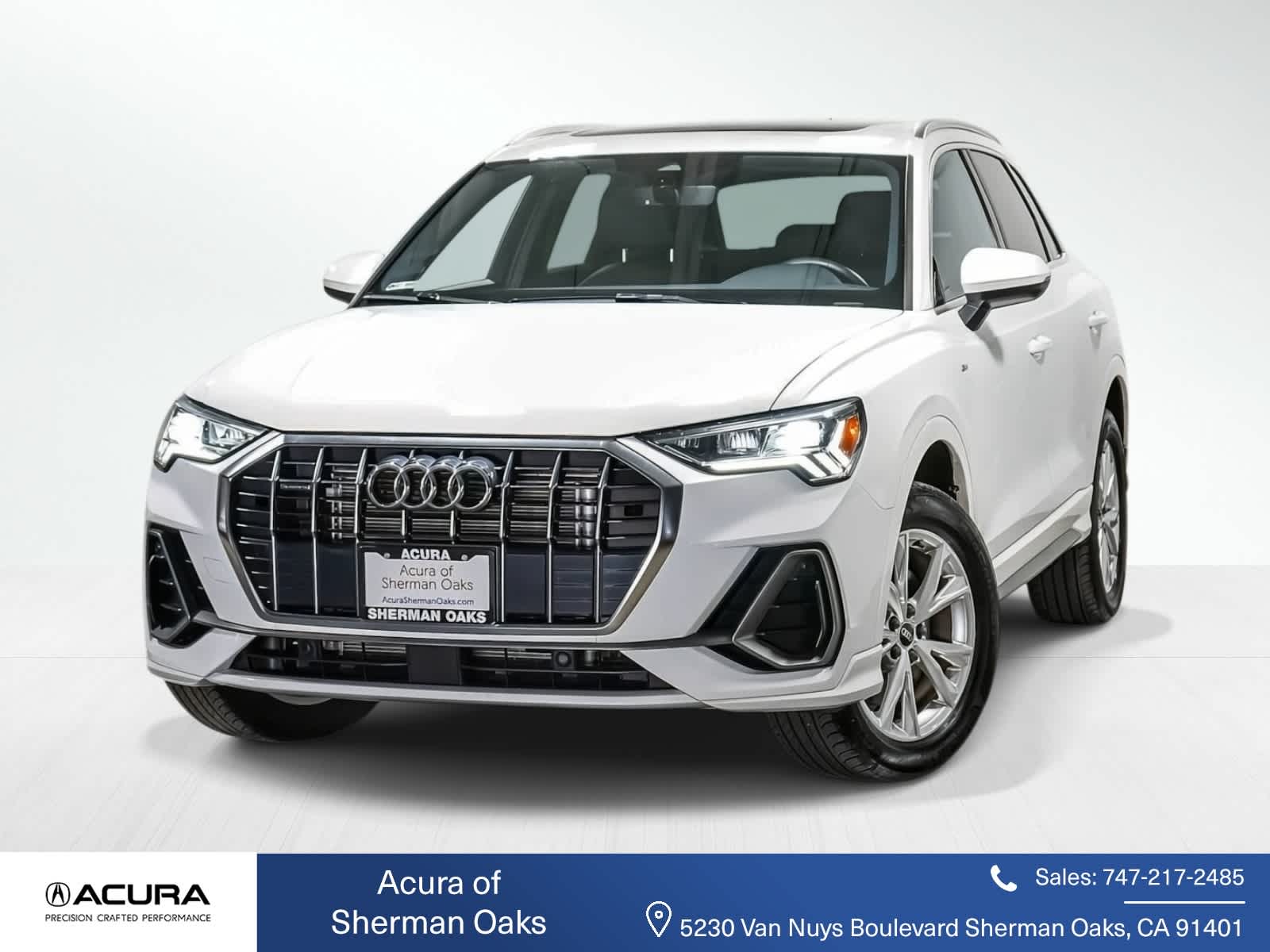 2024 Audi Q3 45 TFSI S Line Premium quattro's photo