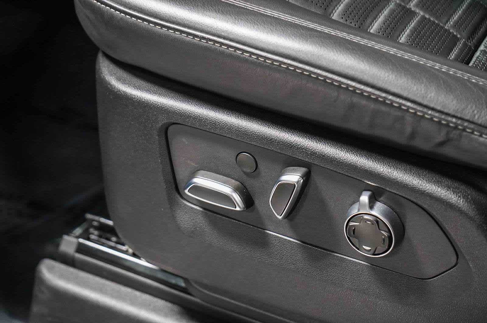 Thumbnail: 2024 Cadillac Escalade - 26