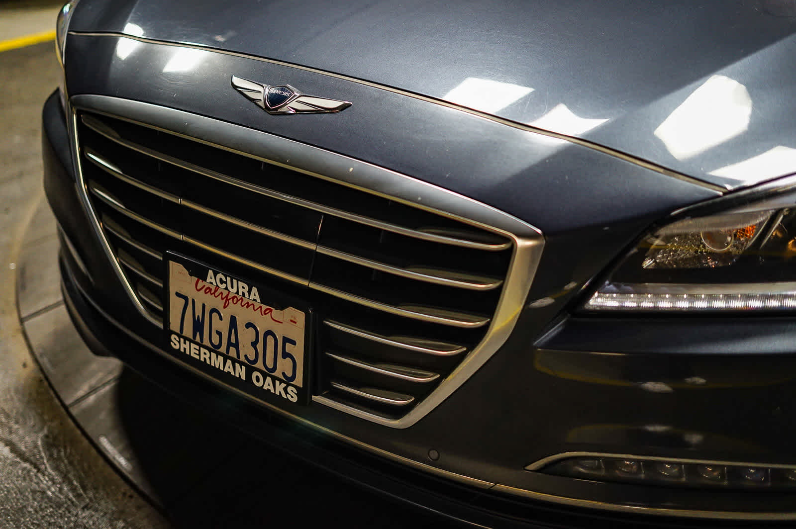 Thumbnail: 2017 Genesis G80 - 9