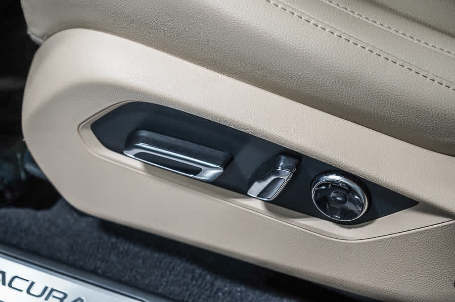 Thumbnail: 2024 Acura RDX - 26