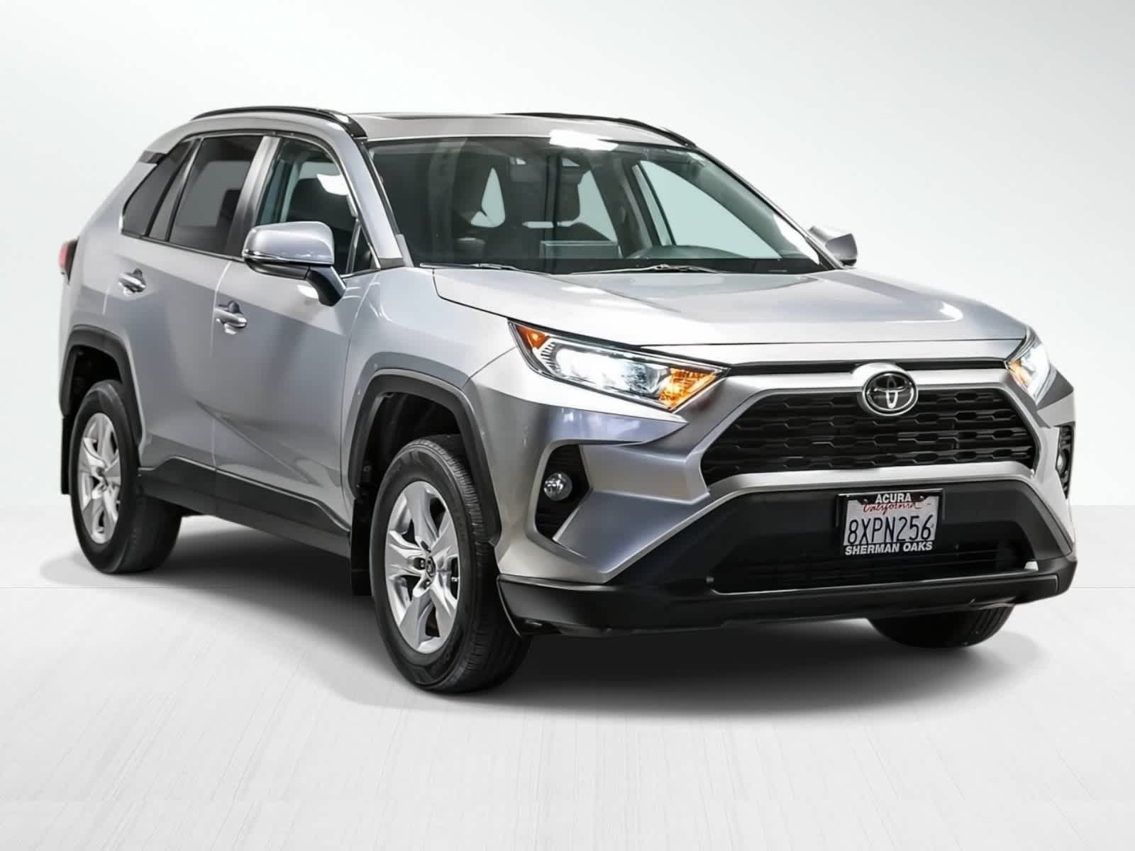 Thumbnail: 2021 Toyota RAV4 - 6