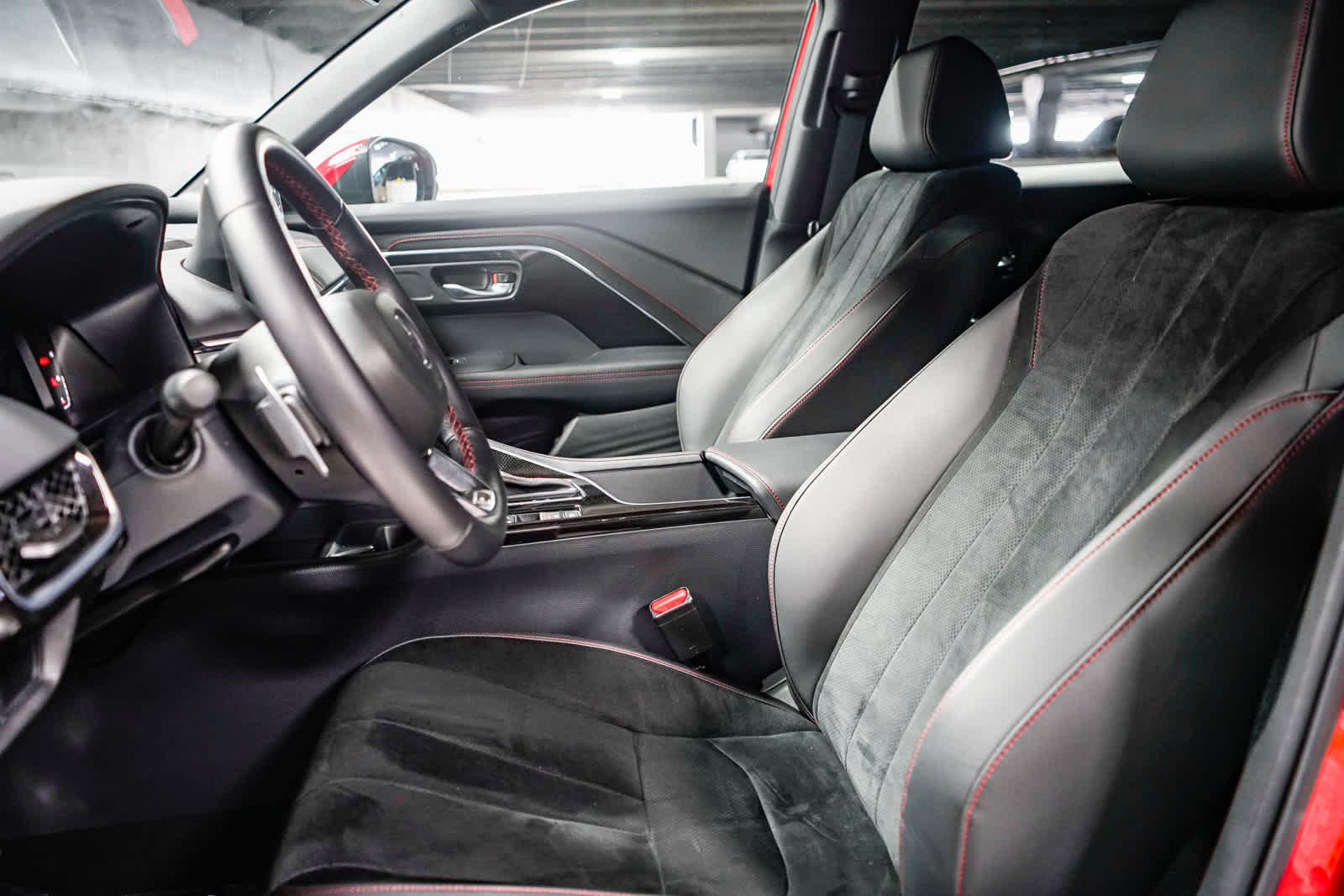 Thumbnail: 2025 Acura ADX - 19