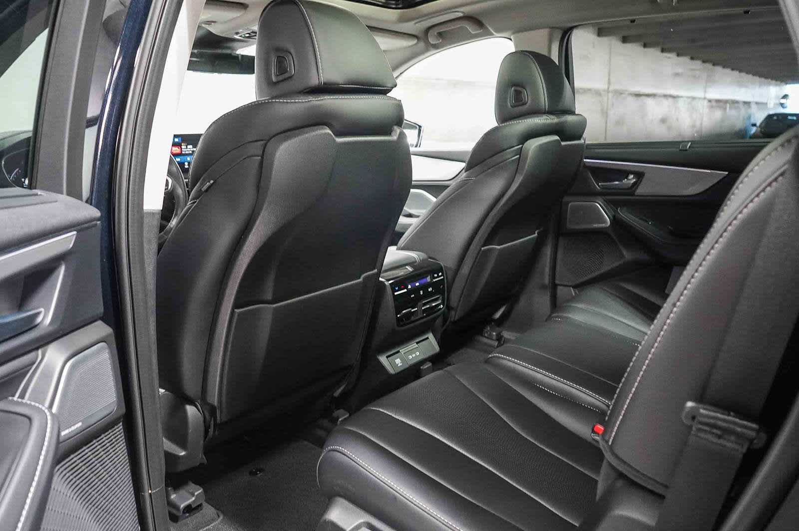 Thumbnail: 2025 Acura MDX - 19