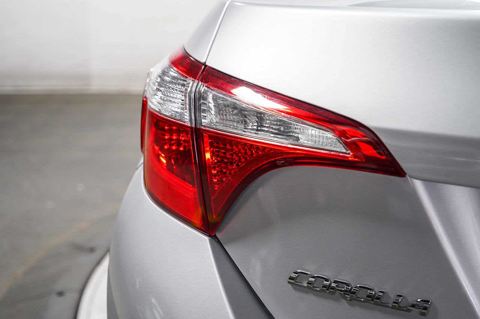 Thumbnail: 2016 Toyota Corolla - 13