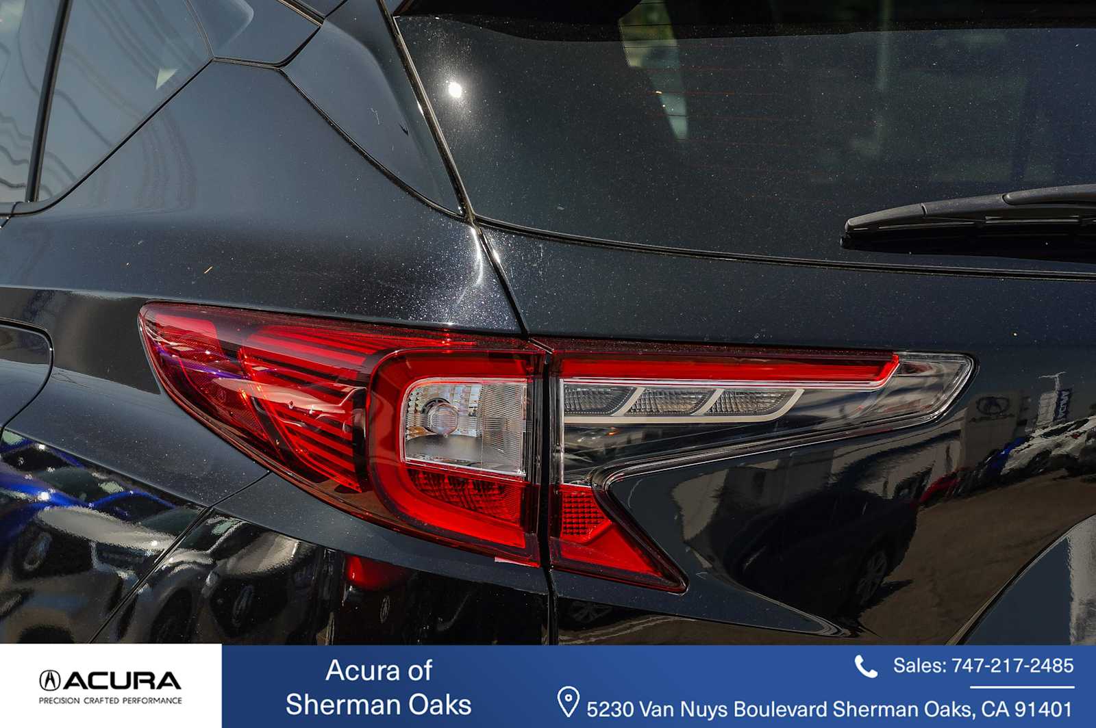 Thumbnail: 2025 Acura RDX - 8