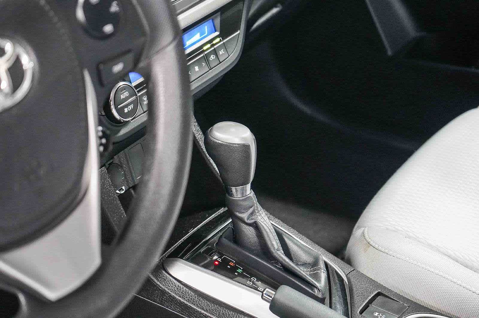 Thumbnail: 2016 Toyota Corolla - 26