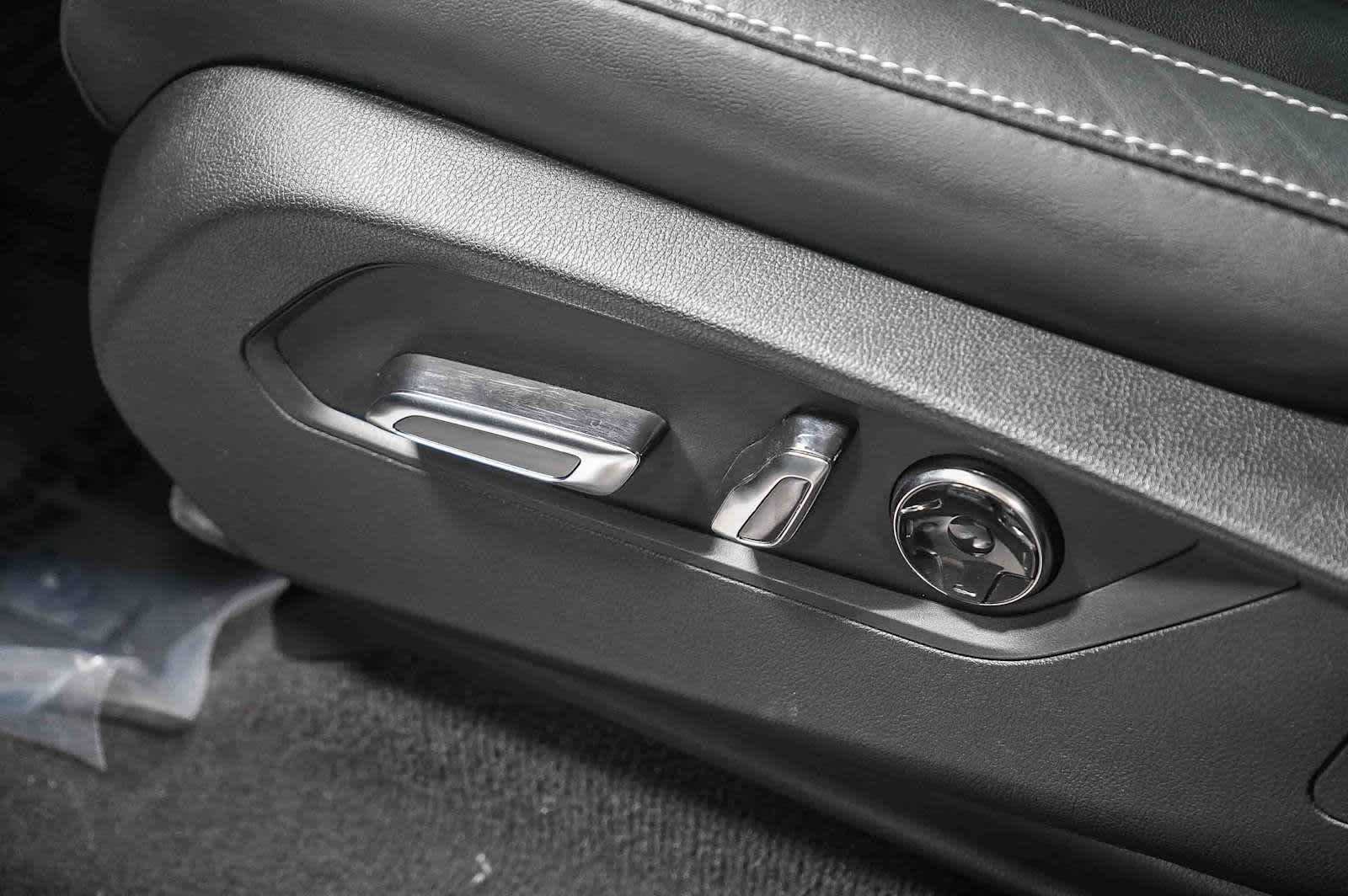 Thumbnail: 2024 Acura MDX - 26