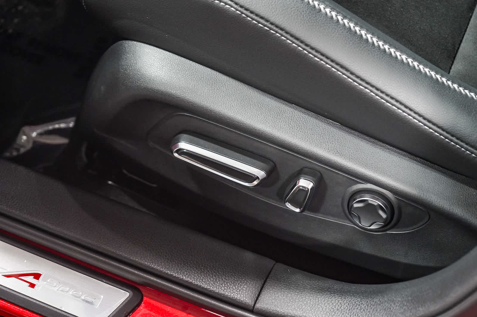 Thumbnail: 2025 Acura Integra - 26