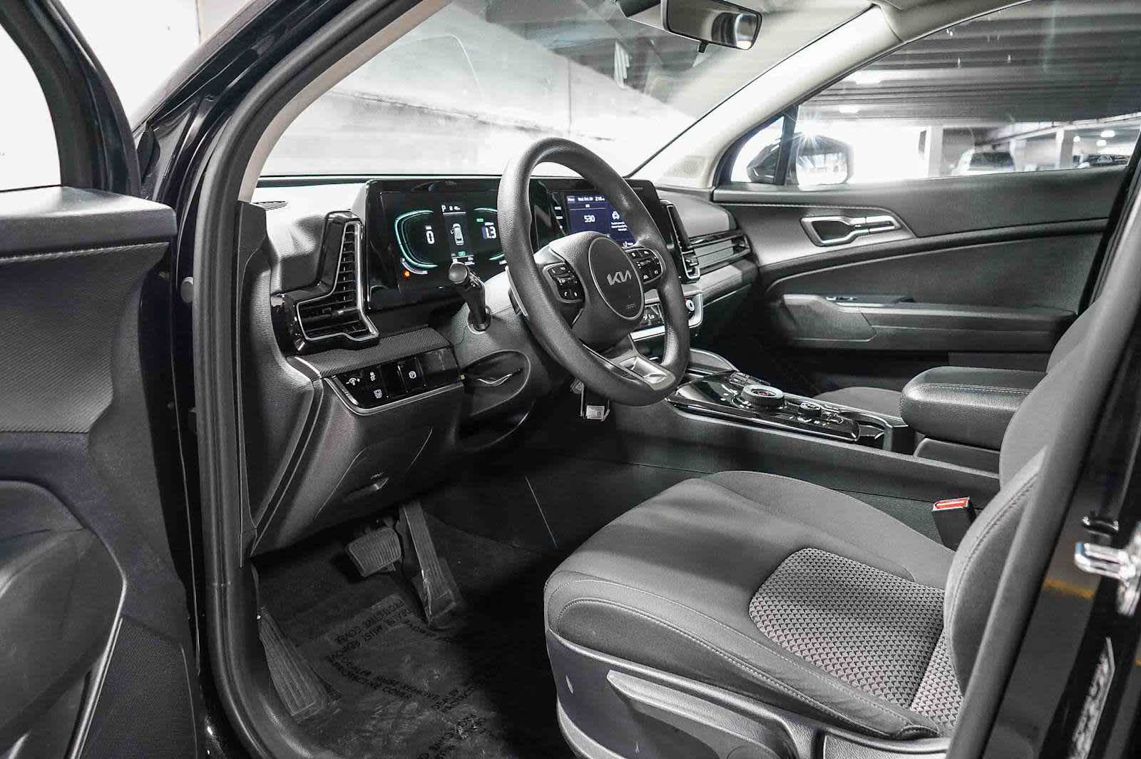 Thumbnail: 2023 Kia Sportage - 19