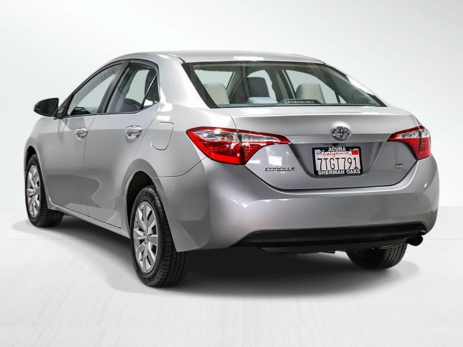 Thumbnail: 2016 Toyota Corolla - 2