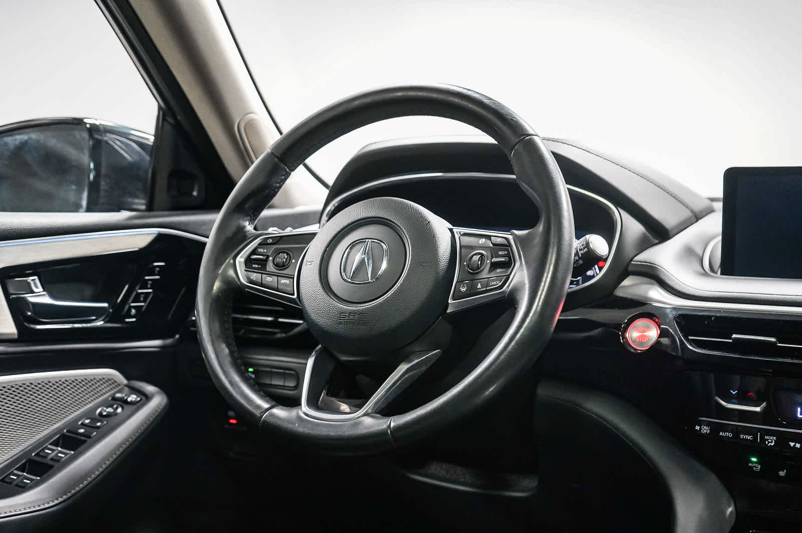 Thumbnail: 2023 Acura MDX - 16