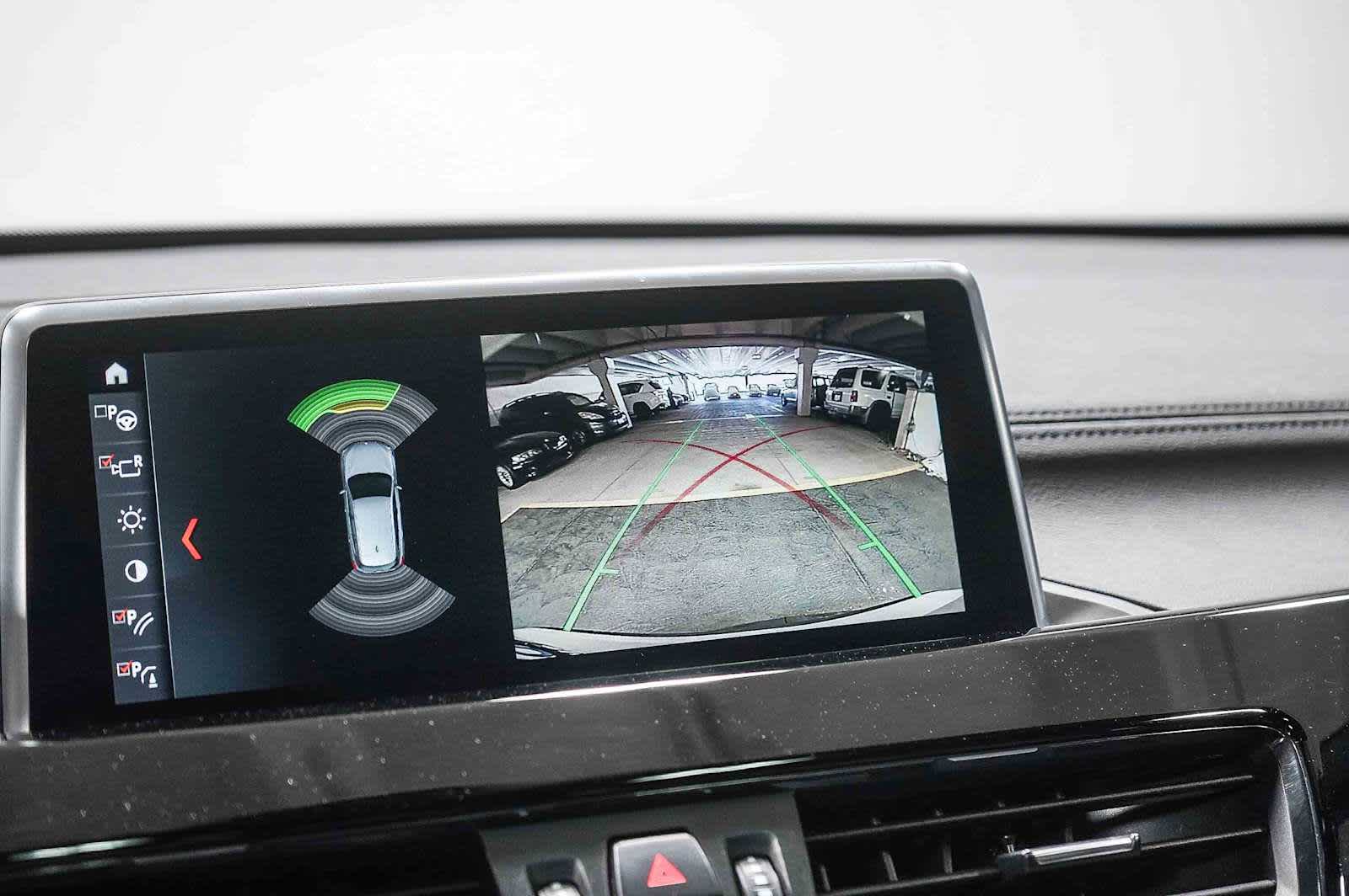 Thumbnail: 2020 BMW X1 - 29