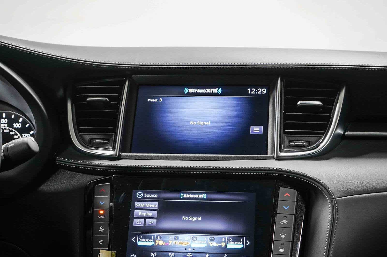 Thumbnail: 2025 INFINITI QX50 - 16