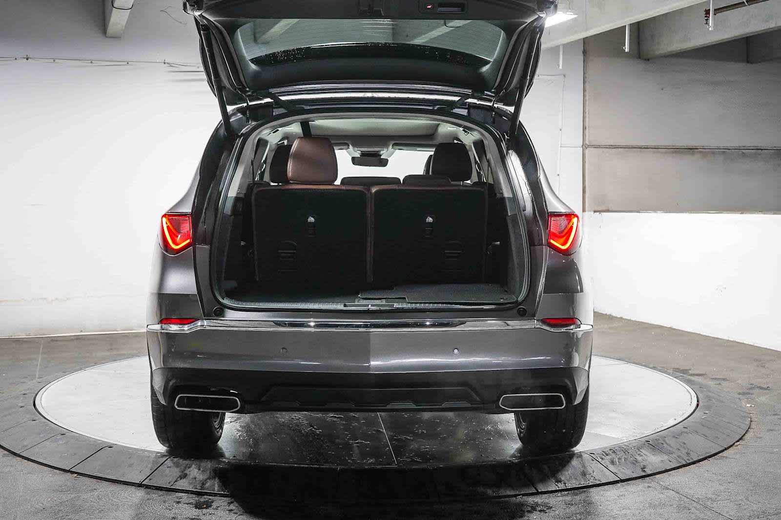 Thumbnail: 2023 Acura MDX - 30