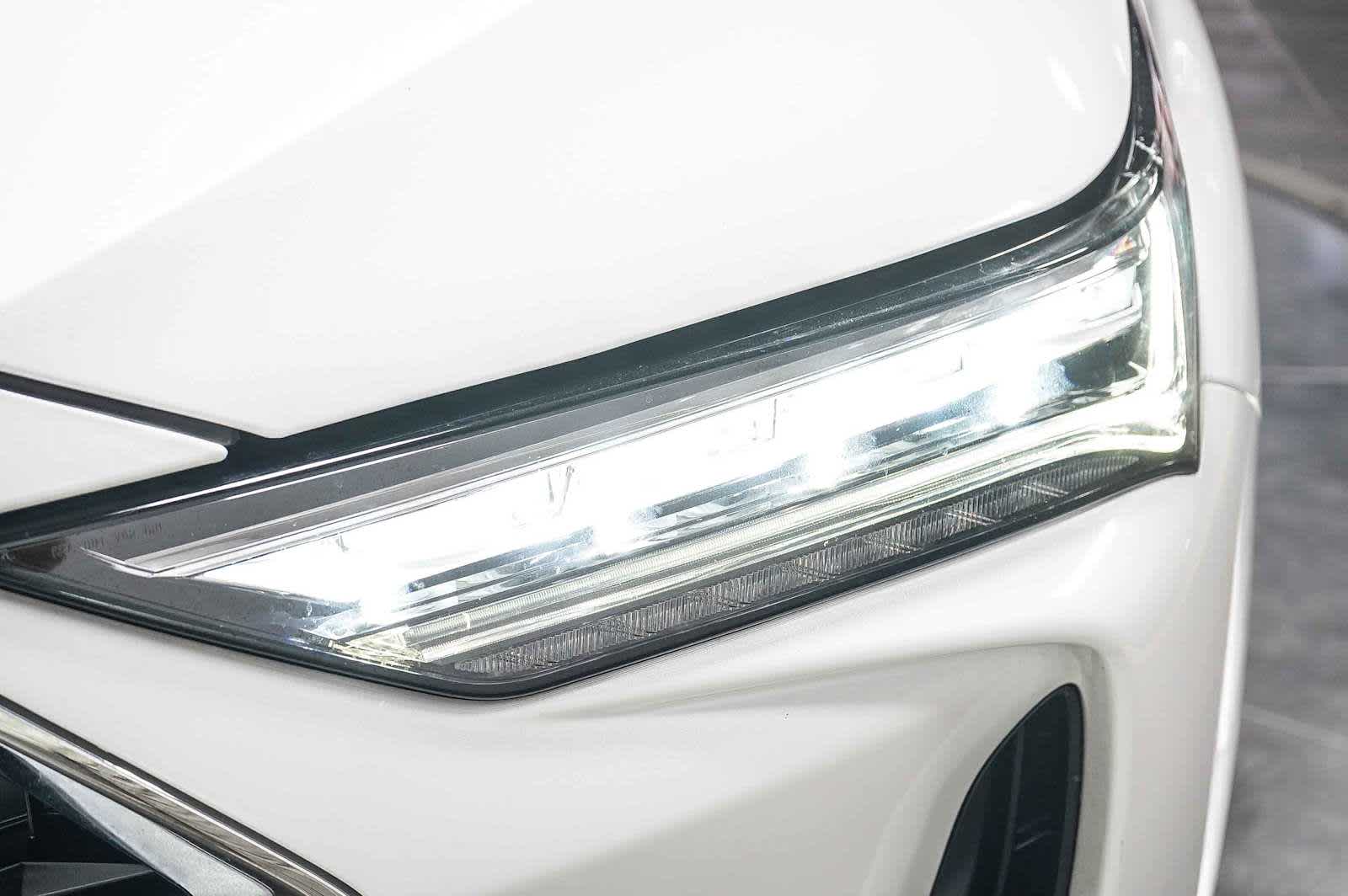 2023 Acura MDX FWD Technology Package photo 3