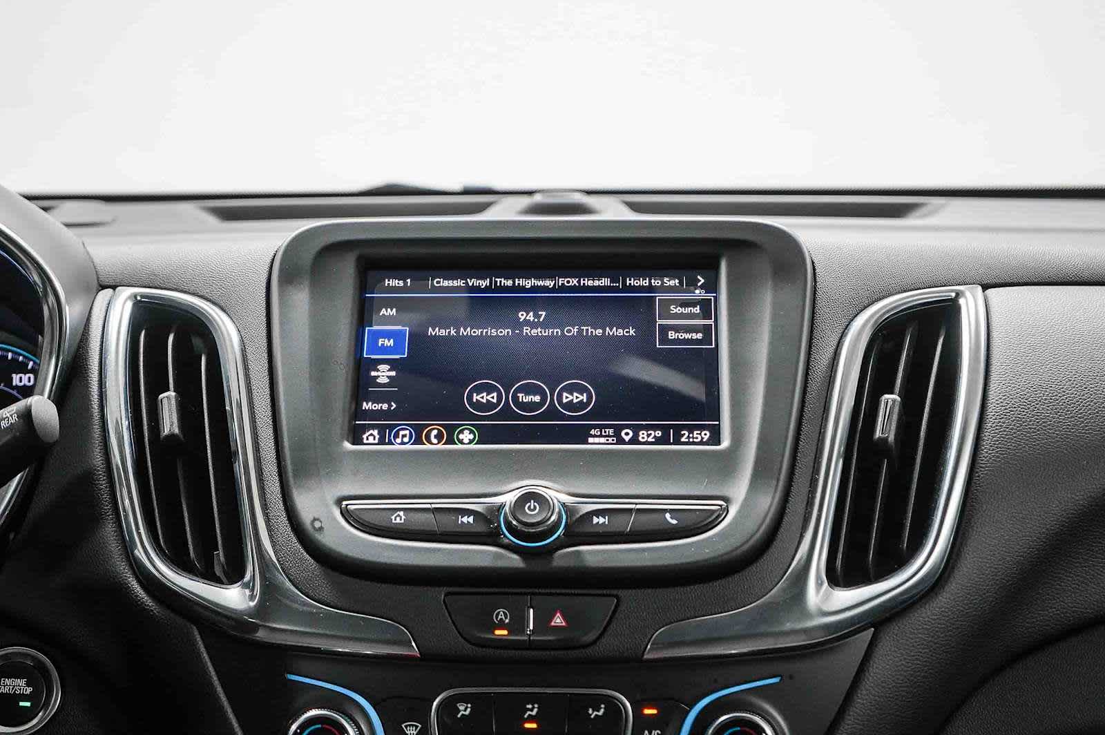 Thumbnail: 2022 Chevrolet Equinox - 16