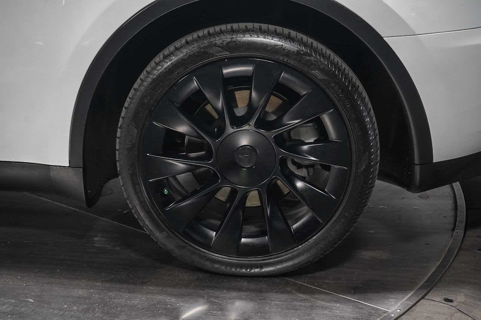 Thumbnail: 2024 Tesla Model Y - 12