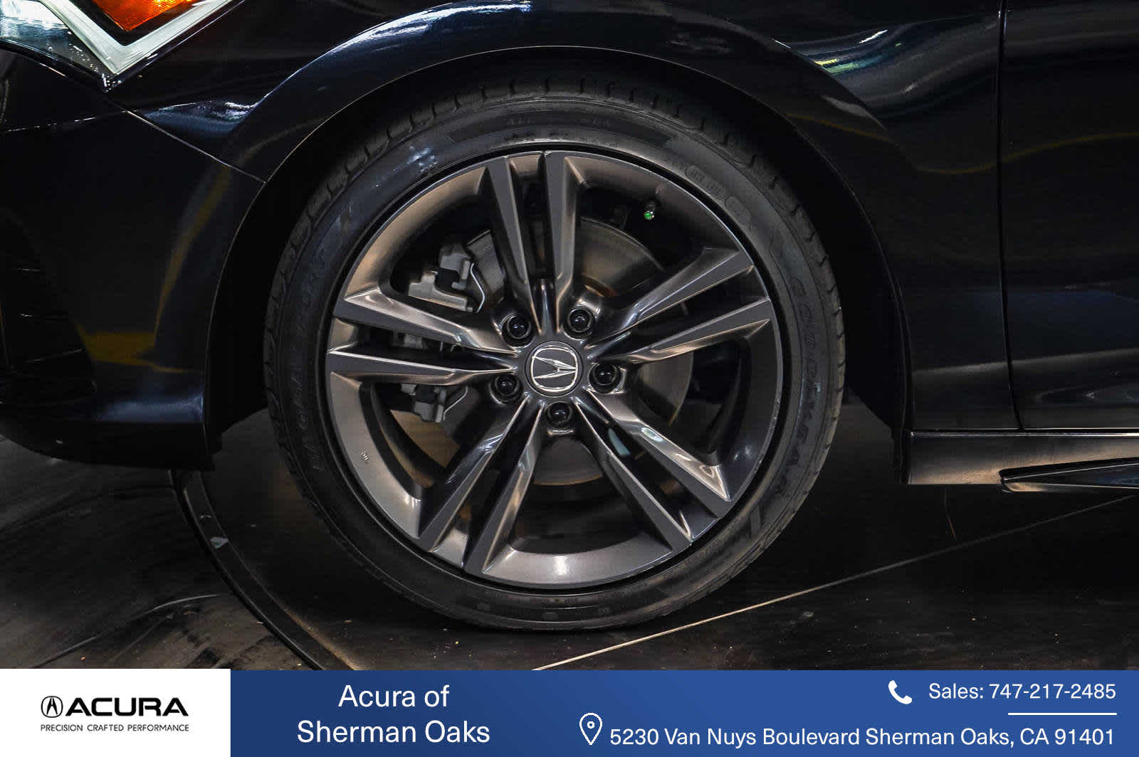 Thumbnail: 2023 Acura Integra - 10