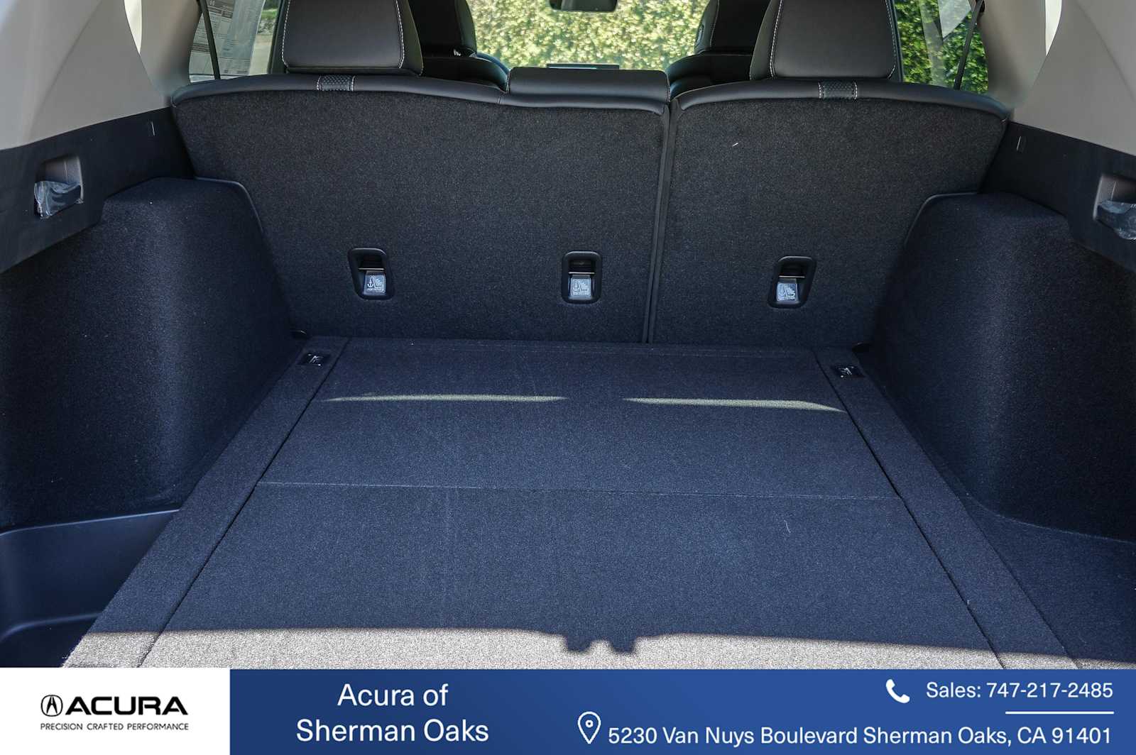 Thumbnail: 2025 Acura RDX - 34