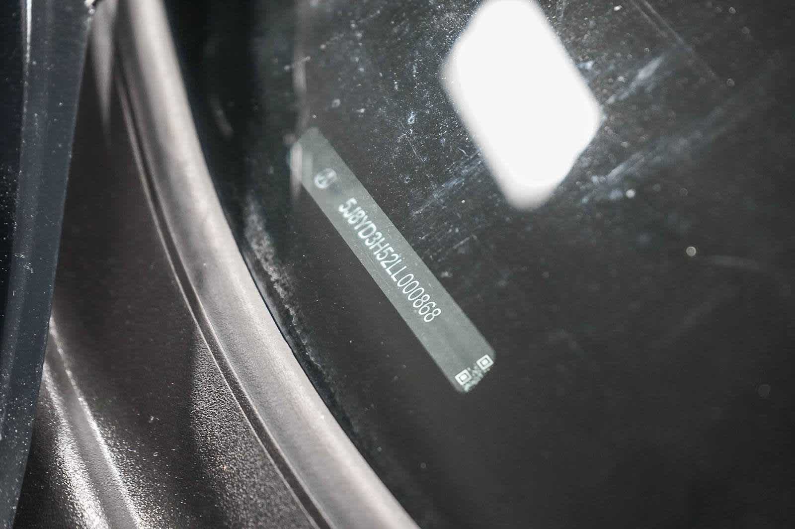 Thumbnail: 2020 Acura MDX - 32