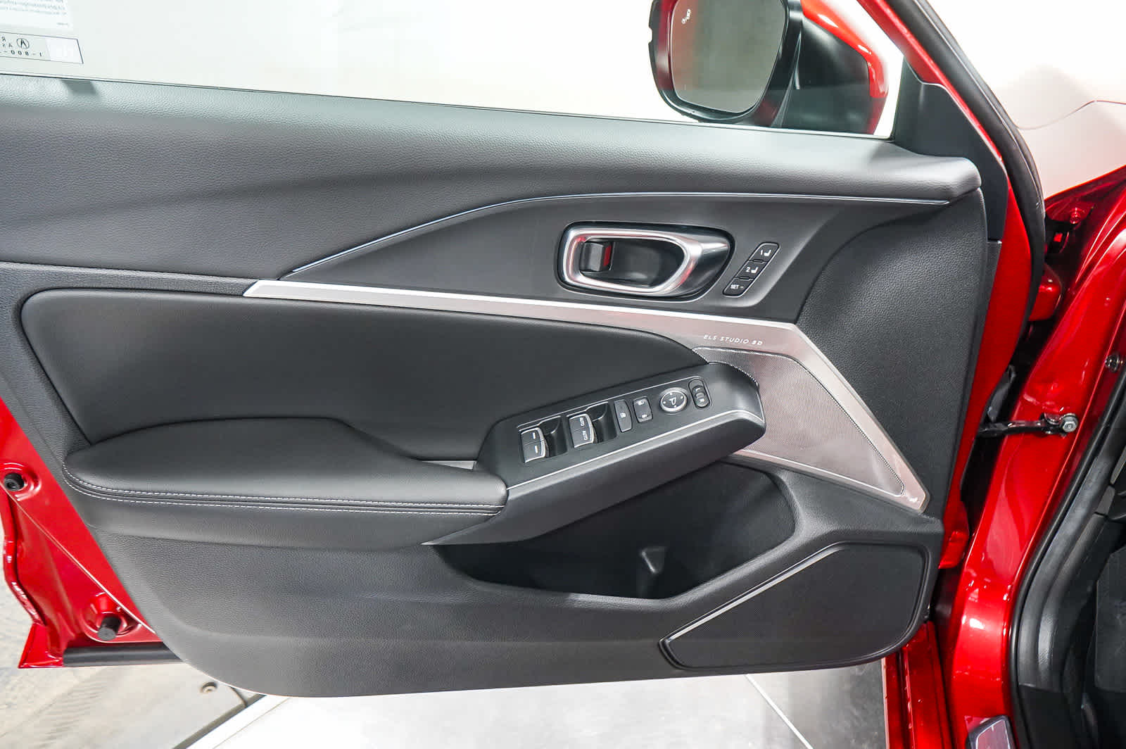 Thumbnail: 2025 Acura Integra - 22