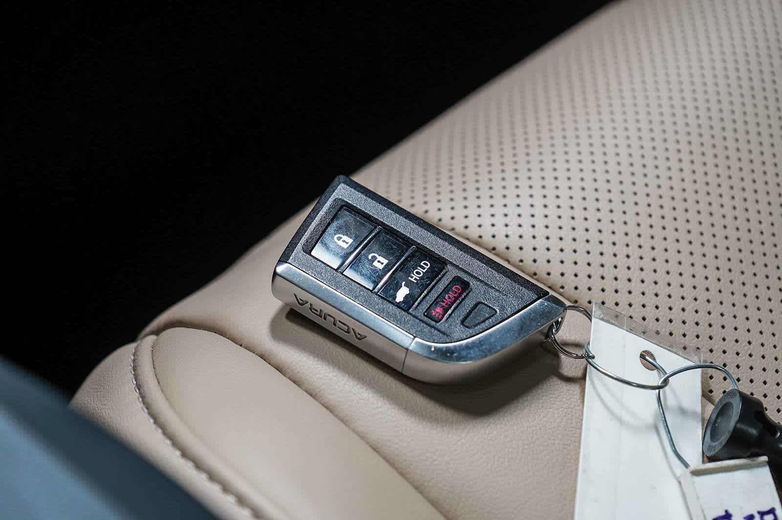 Thumbnail: 2023 Acura MDX - 32