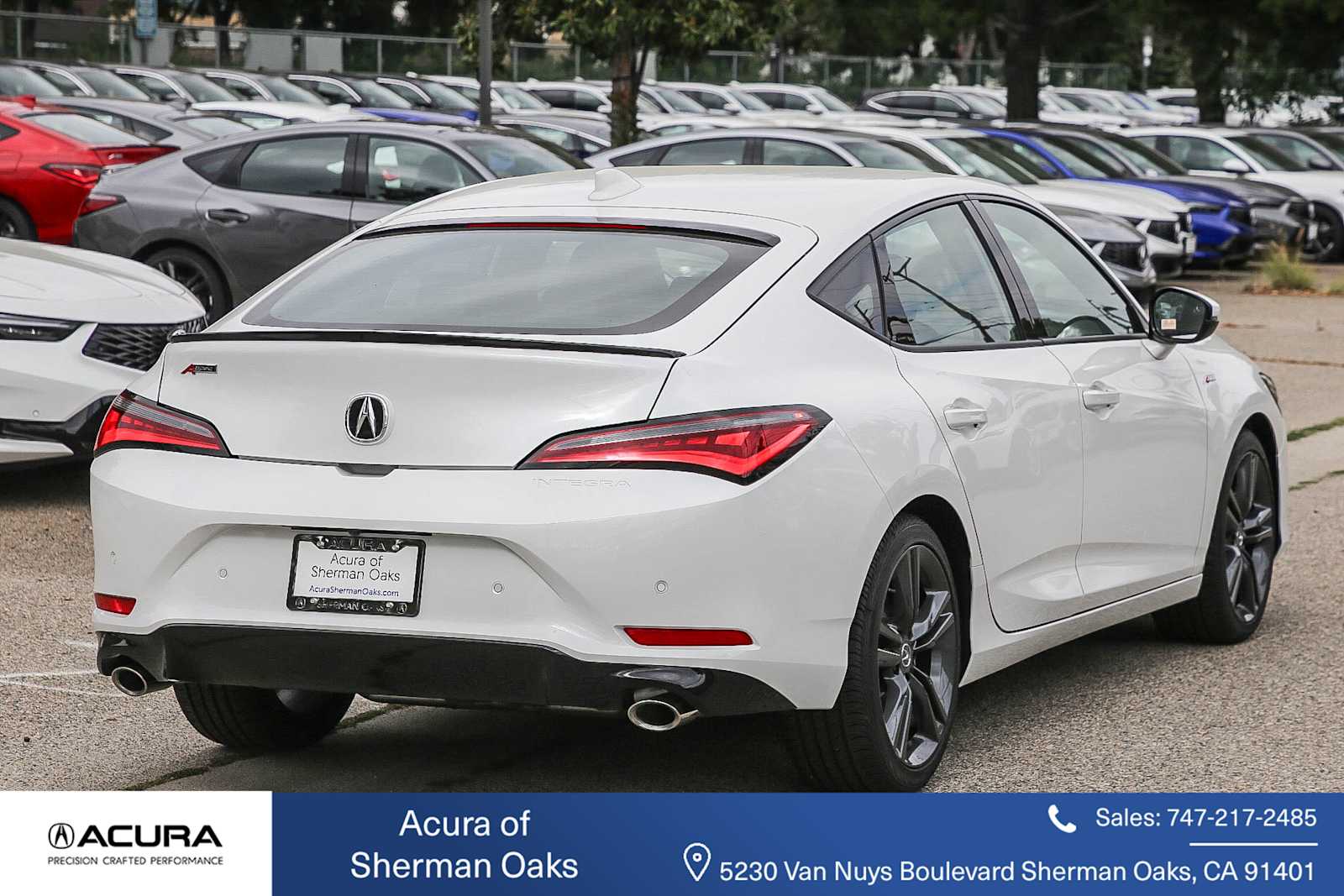 Thumbnail: 2025 Acura Integra - 6