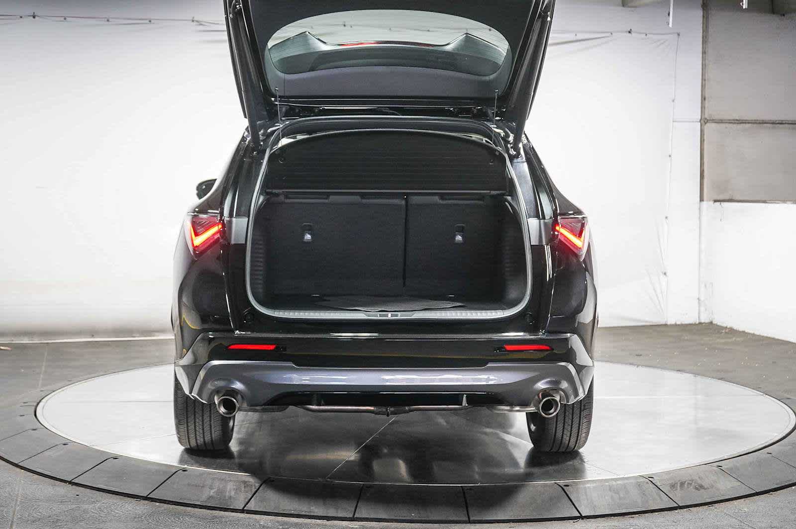 Thumbnail: 2025 Acura ADX - 32