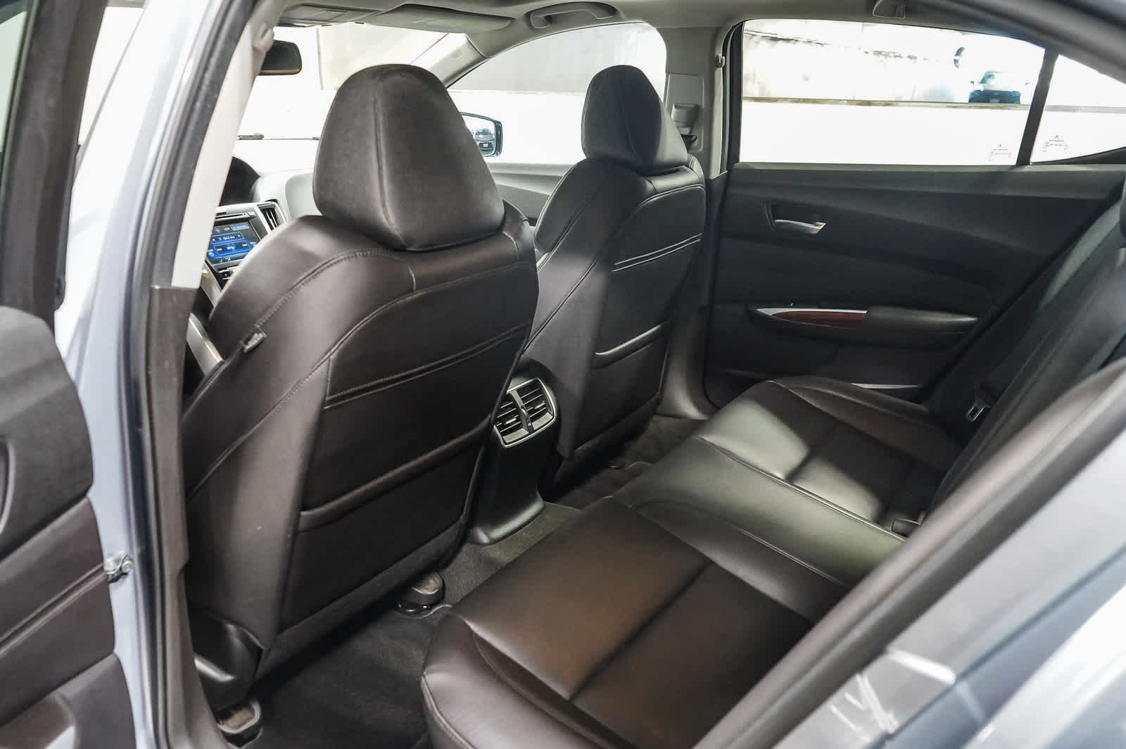 Thumbnail: 2015 Acura TLX - 23