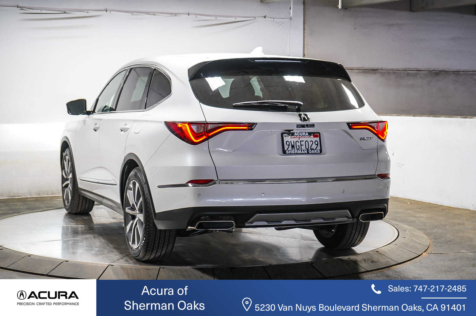 Thumbnail: 2025 Acura MDX - 10