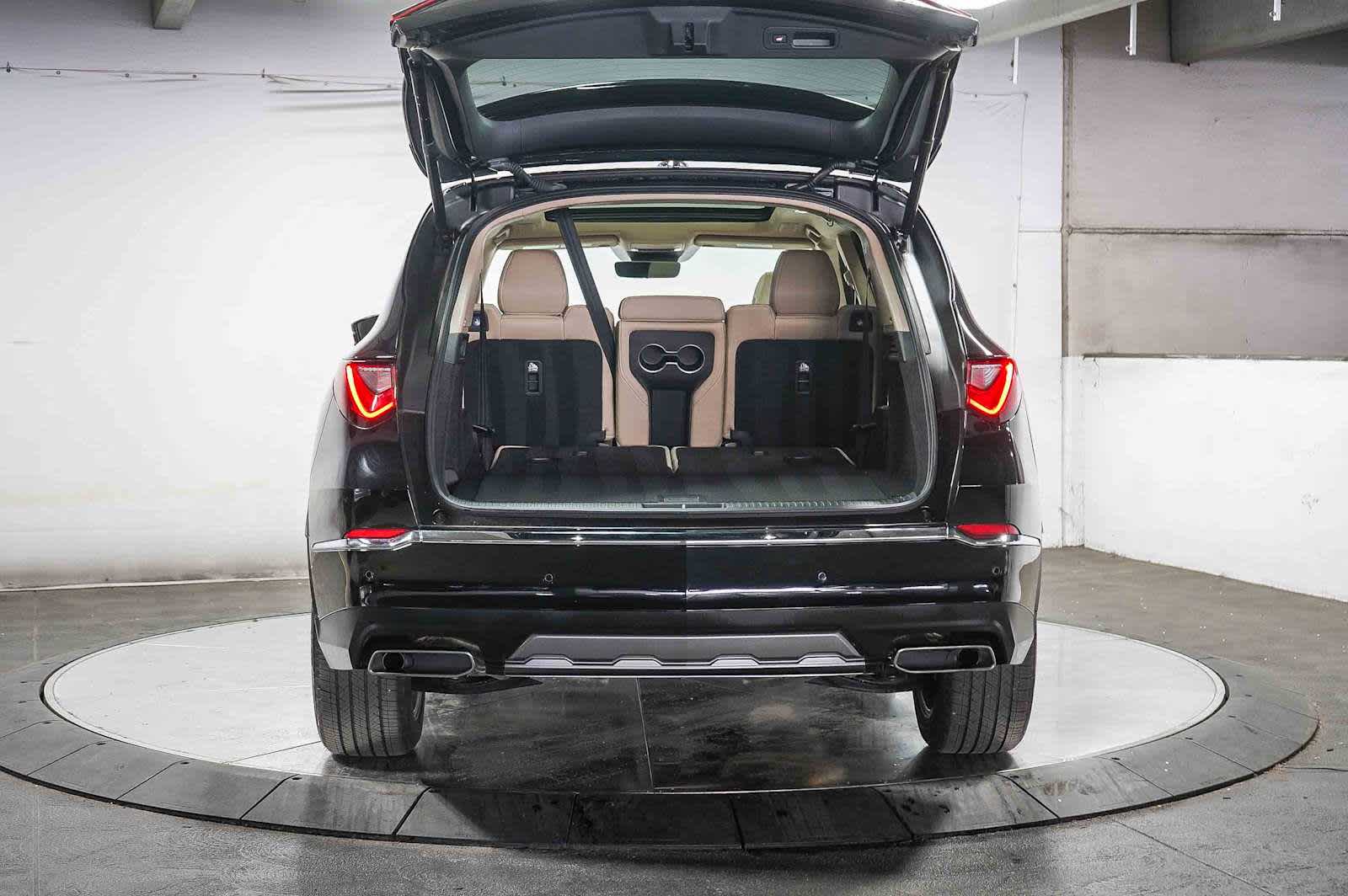 Thumbnail: 2025 Acura MDX - 30