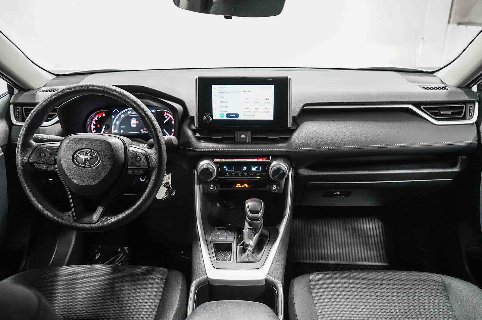 Thumbnail: 2024 Toyota RAV4 - 14