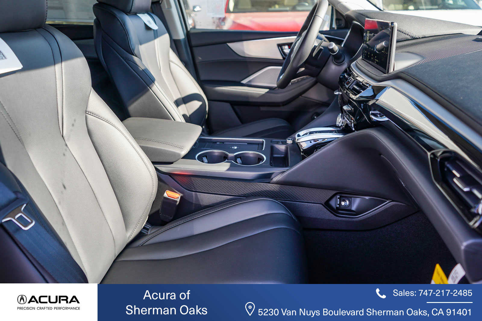 Thumbnail: 2025 Acura MDX - 24