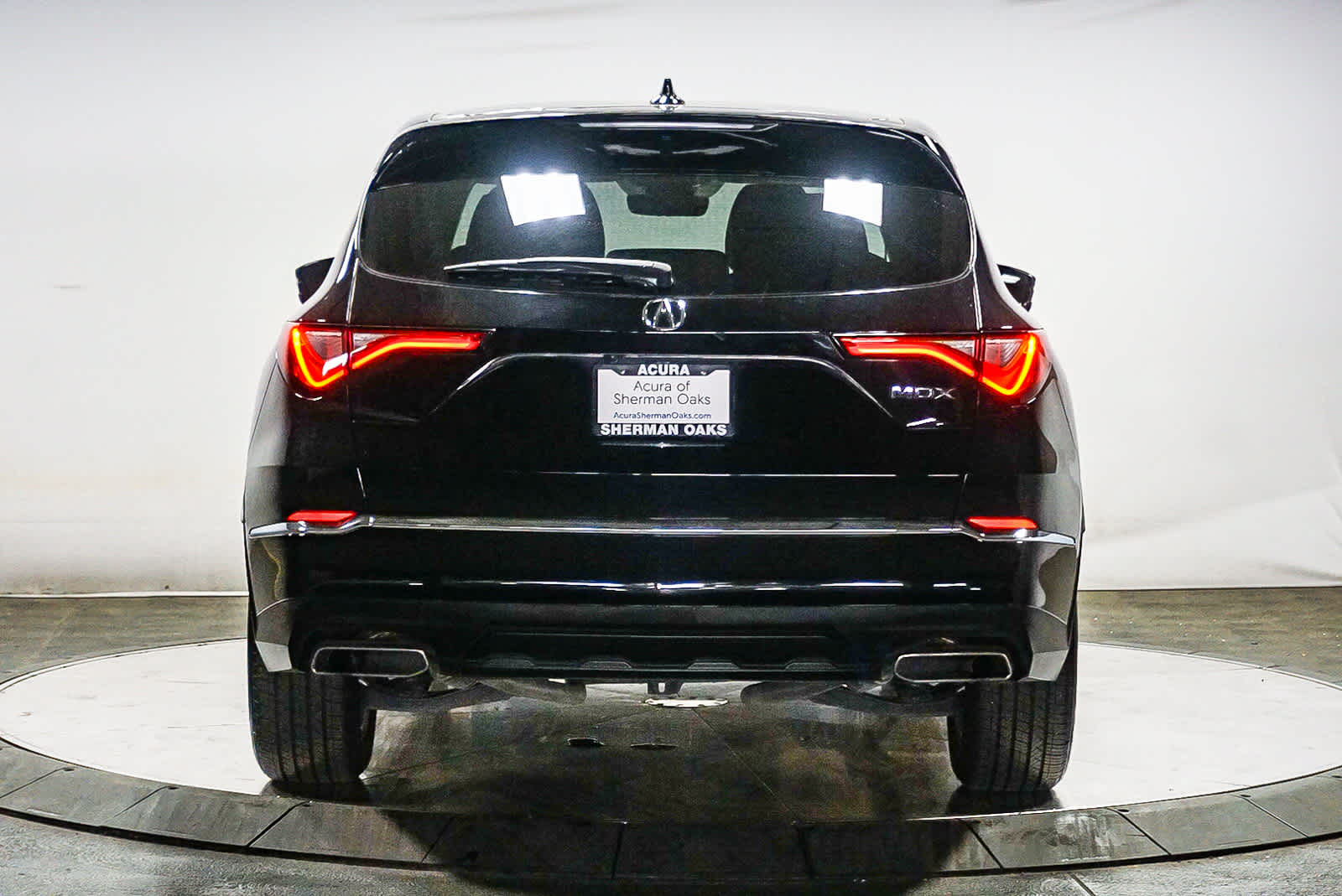 2023 Acura MDX FWD photo 6