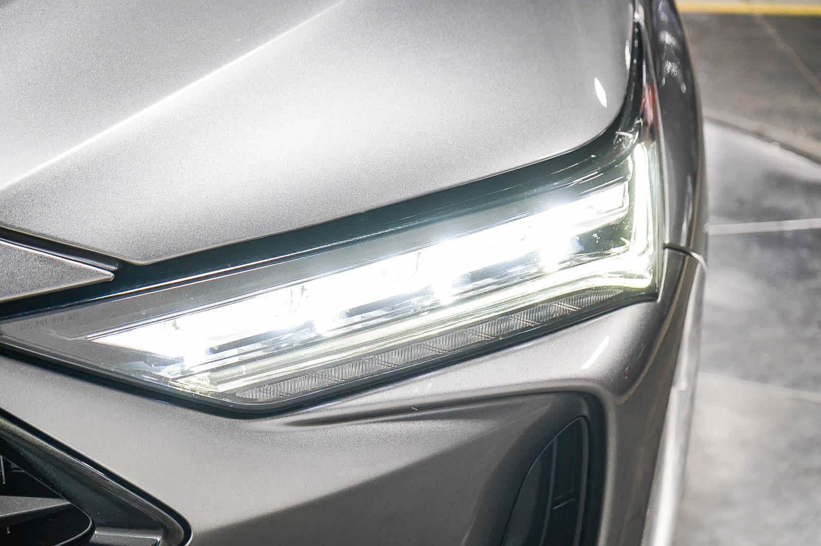 2023 Acura MDX SH-AWD A-Spec Package photo 3