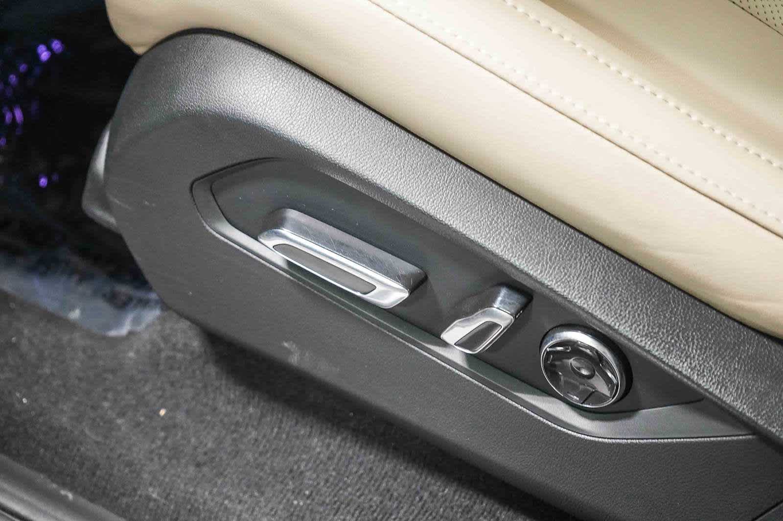 Thumbnail: 2023 Acura MDX - 26