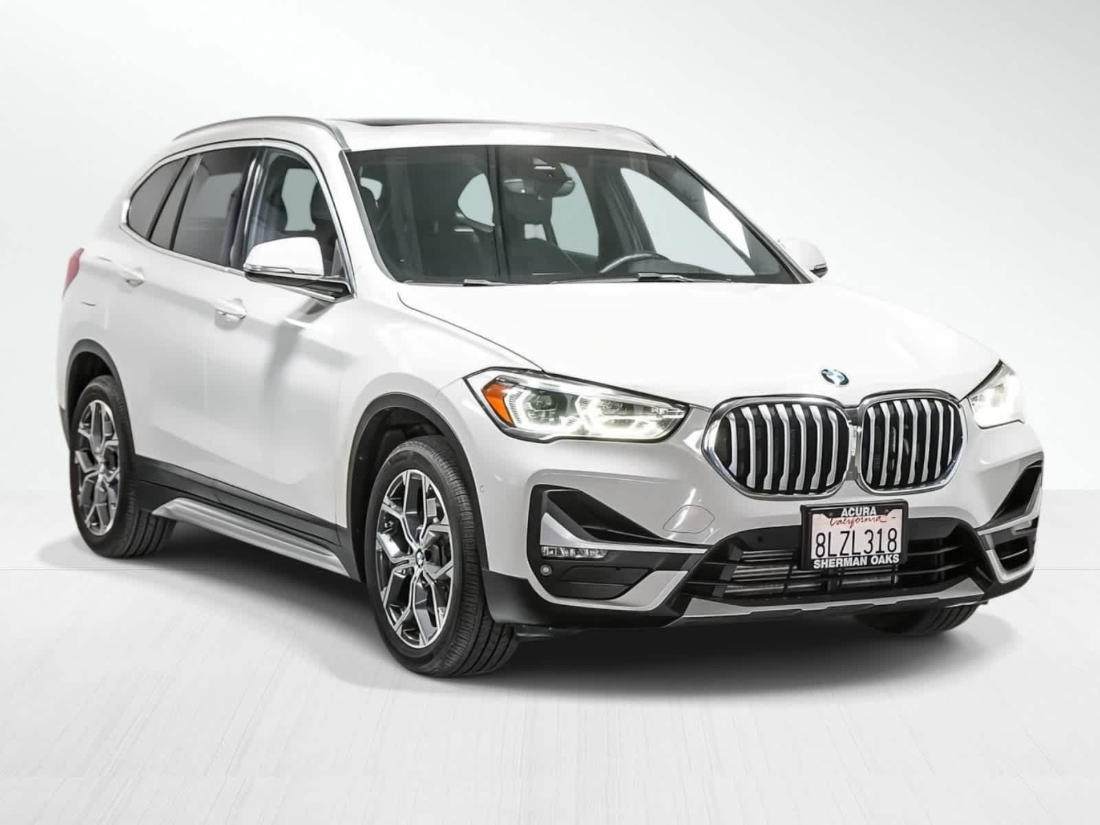 Thumbnail: 2020 BMW X1 - 6
